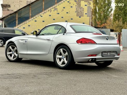 BMW Z4 2012 - фото 5