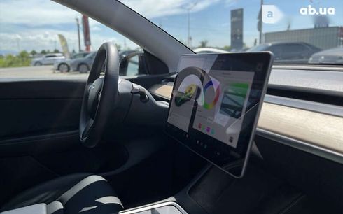 Tesla Model Y 2021 - фото 17