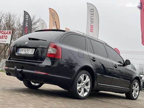 Skoda Octavia 2011 - фото 16