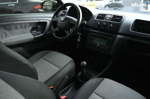 Skoda Fabia 2010 - фото 24