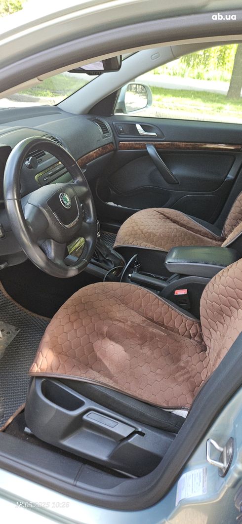 Skoda Octavia 2011 зеленый - фото 9