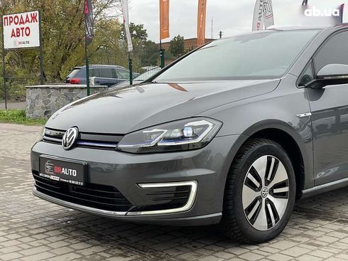Volkswagen e-Golf 2020 - фото 4