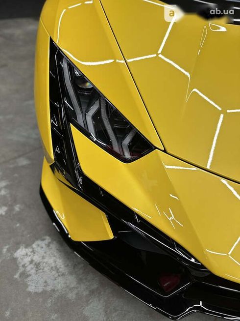 Lamborghini Huracan 2023 - фото 3