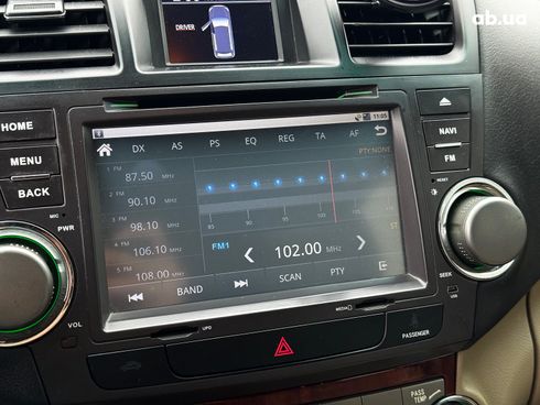 Toyota Highlander 2012 черный - фото 15