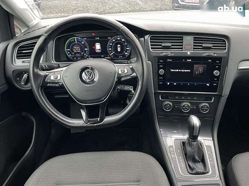 Volkswagen e-Golf 2019 - фото 21