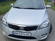 Продаж вживаних Kia в Житомирській області - купити на Автобазарі