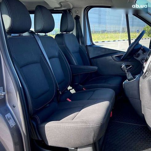 Renault Trafic 2019 - фото 20