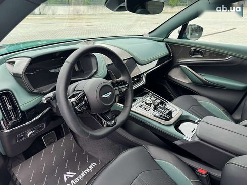 Aston Martin DBX707 2025 - фото 22