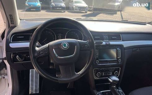 Skoda Superb 2012 - фото 13