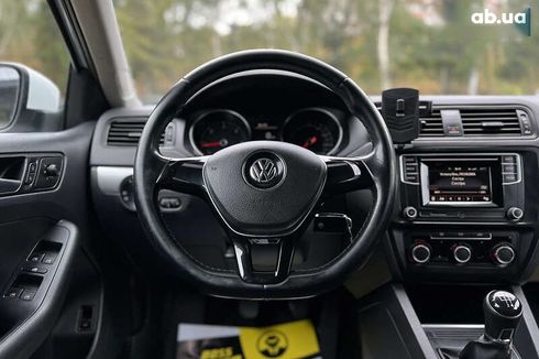 Volkswagen Jetta 2016 - фото 10