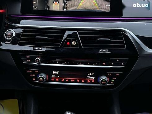 BMW 5 серия 2018 - фото 19