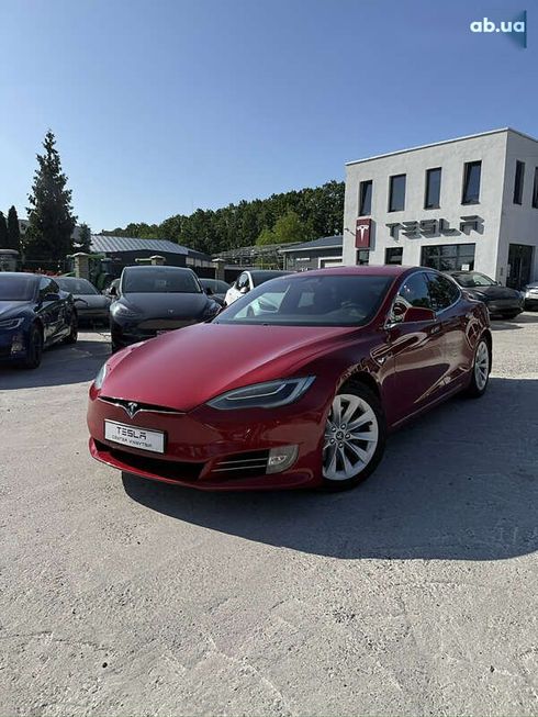Tesla Model S 2017 - фото 5