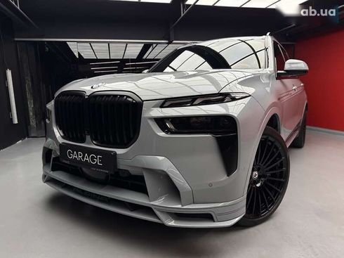BMW Alpina XB7 2023 - фото 8