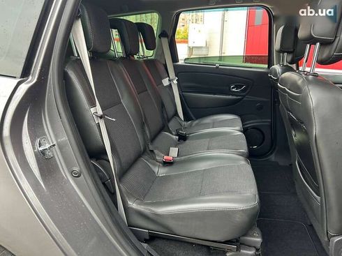 Renault Scenic 2012 - фото 10