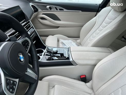 BMW 8 серия 2021 - фото 7