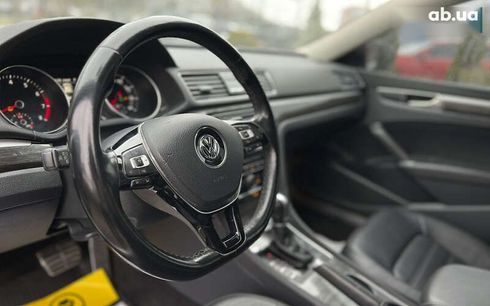 Volkswagen Passat 2017 - фото 22