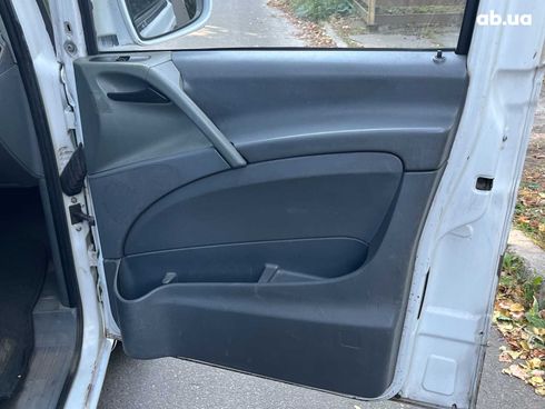 Mercedes-Benz Vito 2005 белый - фото 25