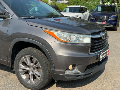 Toyota Highlander 2014 серый - фото 18