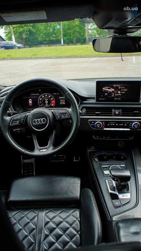 Audi S5 2018 - фото 20