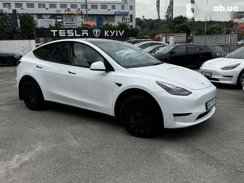 Tesla Model Y 2023 - фото 3