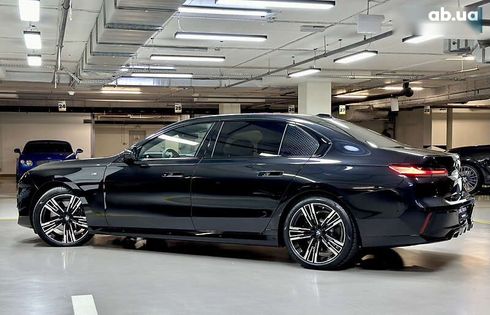 BMW 7 серия 2023 - фото 29