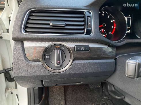 Volkswagen Passat 2018 - фото 14