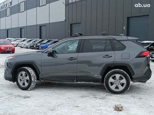 Toyota RAV4 2025 серый - фото 7