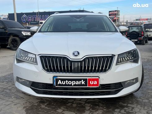 Skoda Superb 2015 белый - фото 33