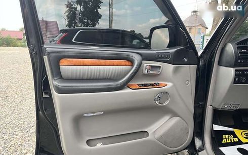 Lexus LX 2005 - фото 9