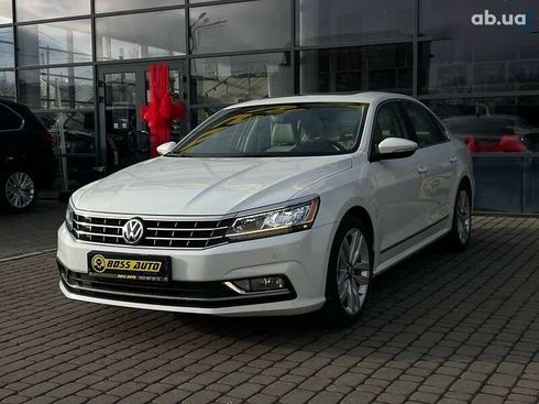 Volkswagen Passat 2017 - фото 3