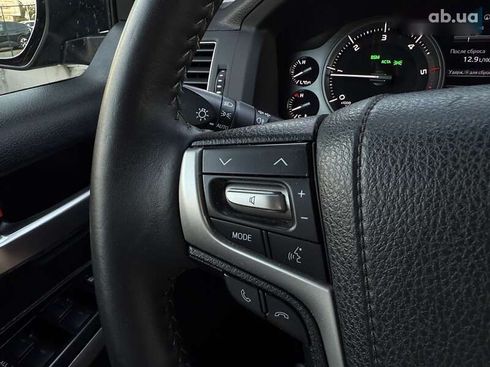 Toyota Land Cruiser 2017 - фото 29