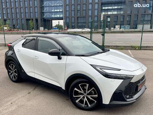 Toyota C-HR 2024 - фото 7