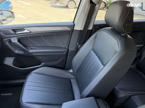 Volkswagen Tiguan 2022 - фото 27
