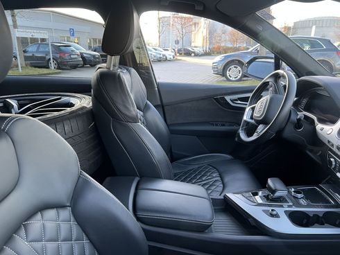 Audi SQ7 2018 - фото 16