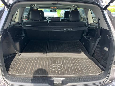 Toyota Highlander 2016 серый - фото 34