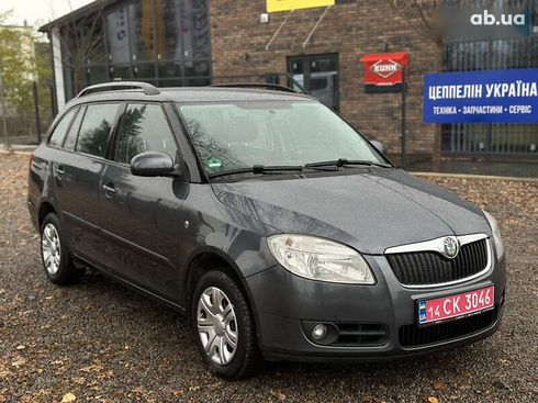 Skoda Fabia 2008 - фото 4