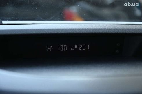 Subaru Legacy 2011 - фото 19