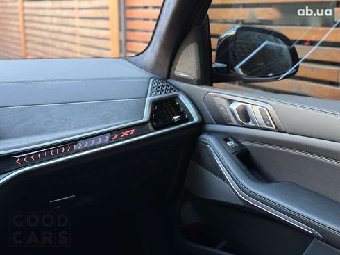 BMW X7 2023 - фото 22