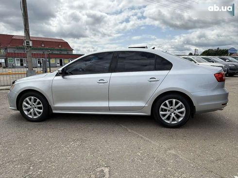 Volkswagen Jetta 2015 - фото 9