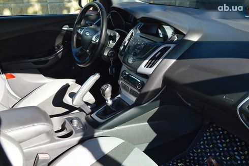 Ford Focus 2013 - фото 28