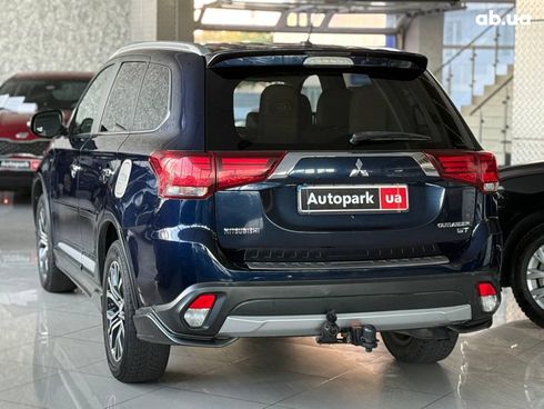 Mitsubishi Outlander 2016 синий - фото 6
