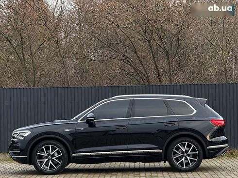 Volkswagen Touareg 2022 - фото 7