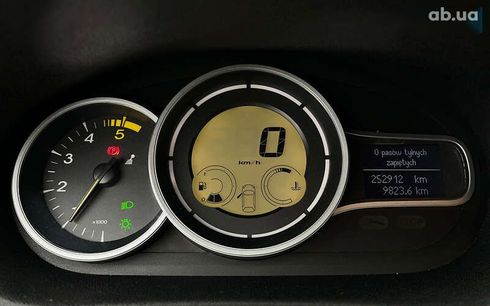 Renault Megane 2010 - фото 21