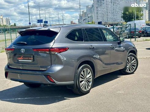 Toyota Highlander 2021 - фото 8