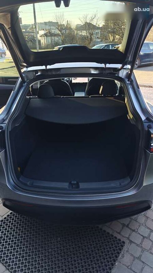 Tesla Model Y 2023 - фото 15