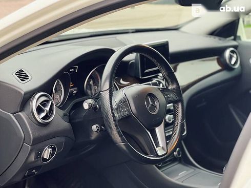 Mercedes-Benz GLA 250 2015 - фото 9