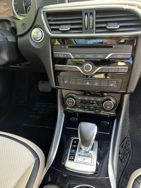 Infiniti QX30 2019 черный - фото 18