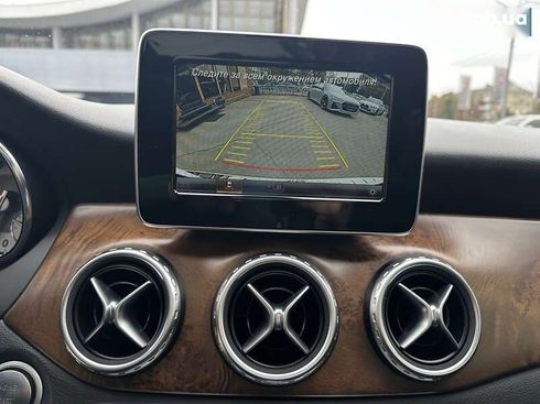 Mercedes-Benz GLA-Класс 2016 - фото 23