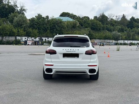 Porsche Cayenne 2015 - фото 6