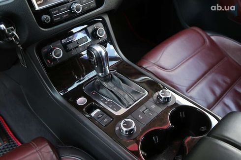 Volkswagen Touareg 2012 - фото 21